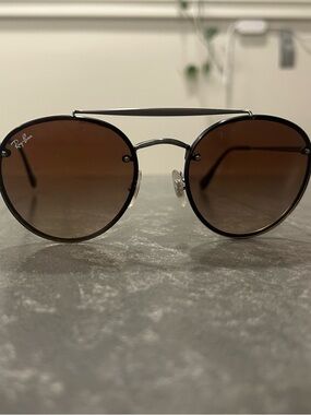 Ray-Ban Round Metal Sunglasses
